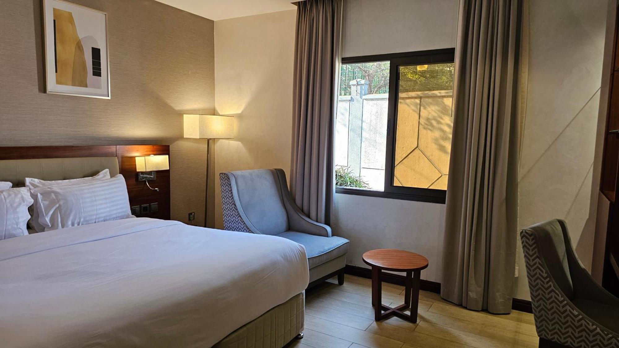 Imperial Plaza Hotel & Resort Джуба Екстериор снимка