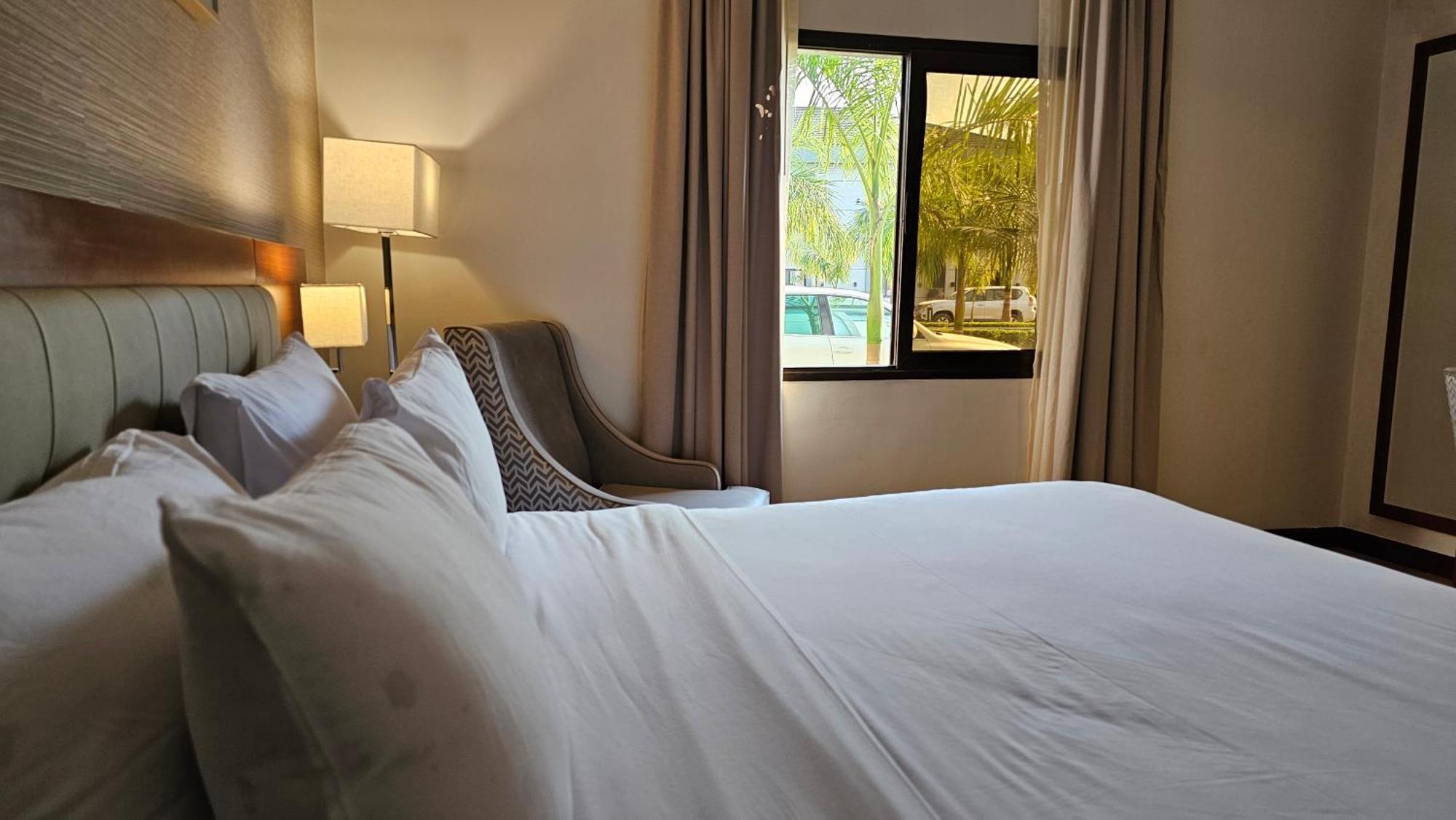 Imperial Plaza Hotel & Resort Джуба Екстериор снимка