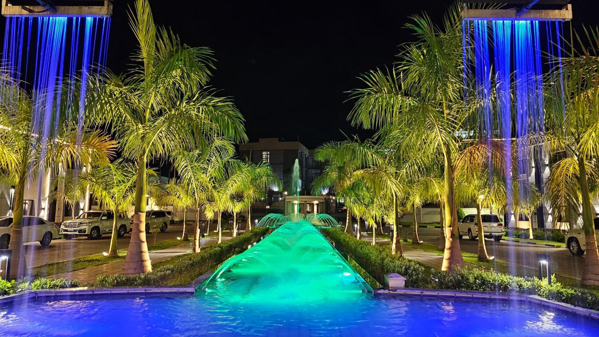 Imperial Plaza Hotel & Resort Джуба Екстериор снимка